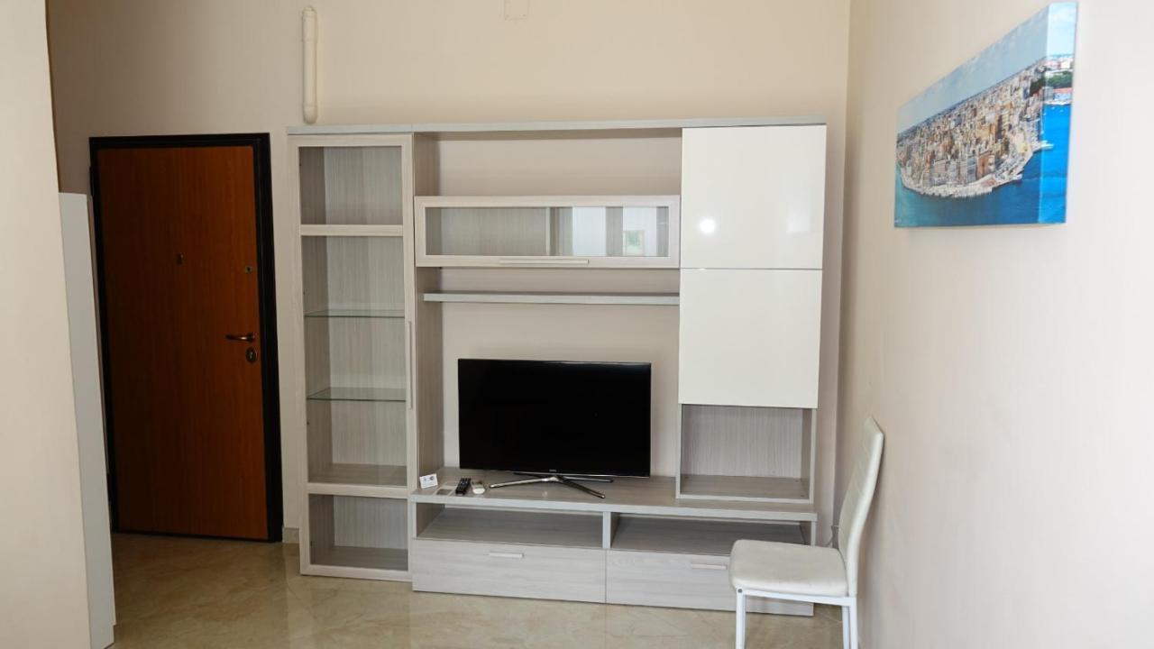 Cairoli Exclusive & Bed & Breakfast 2*
